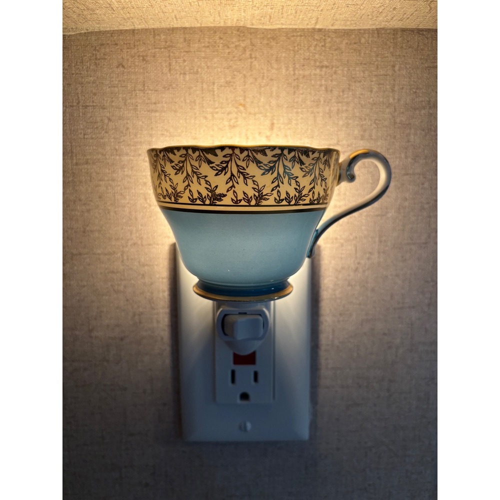 Vintage Teacup Night Light Turquoise Blue Gold Filigree Bone China Plug In 024